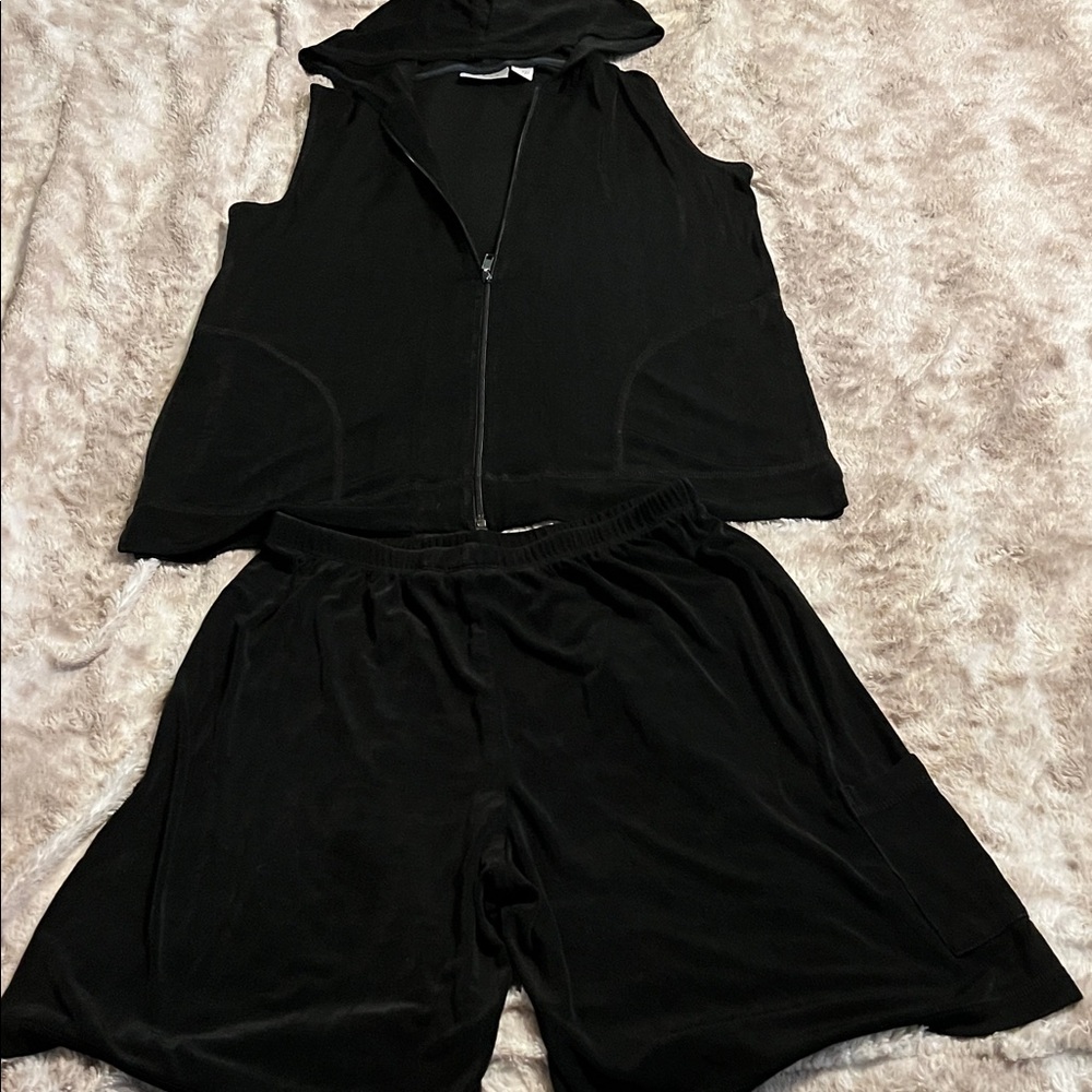 Chico's Black Women's Cargo Shorts and Sleeveless Hoodie Set